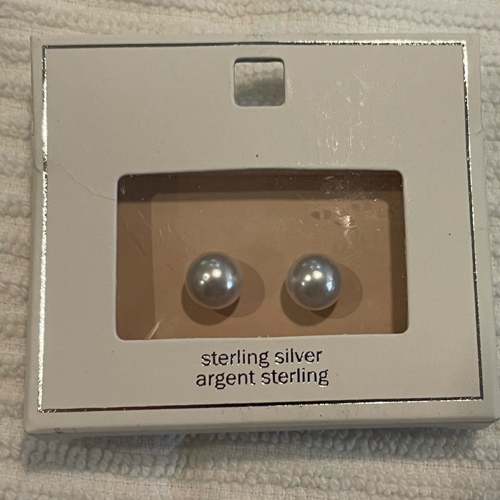 Sterling Silver Pearl Earrings Argent NIB
